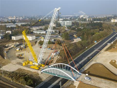 Mediacoâ€™s used Liebherr LR 1600/2 crawler crane on a bridge construction job in Blois, France